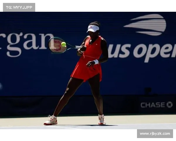 全球板式网球大奖赛西班牙新星首度问鼎冠军展现惊艳实力